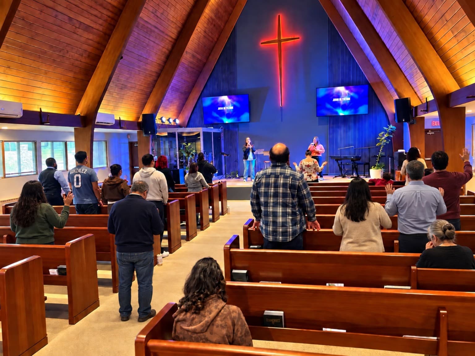 ONE1SIX Church worship gathering in Worcester